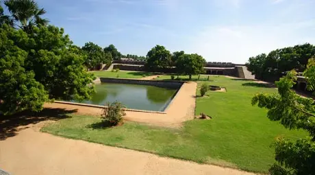 Vattakottai Fort Tour PAckages